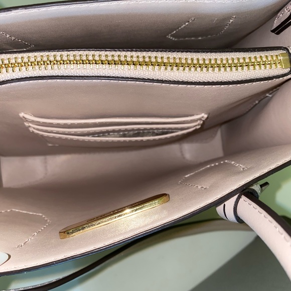 New Michael kors purse (1 pink 1 gray) - Picture 9 of 9